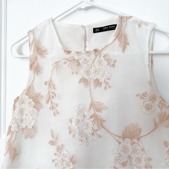 Zara Floral Sleeveless Blouse - Picture 2 of 5